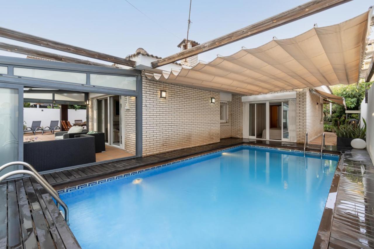 הוילה קמברילס "Charm & Cozy 4Br - 3Ba With Pool & Barbecue" מראה חיצוני תמונה
