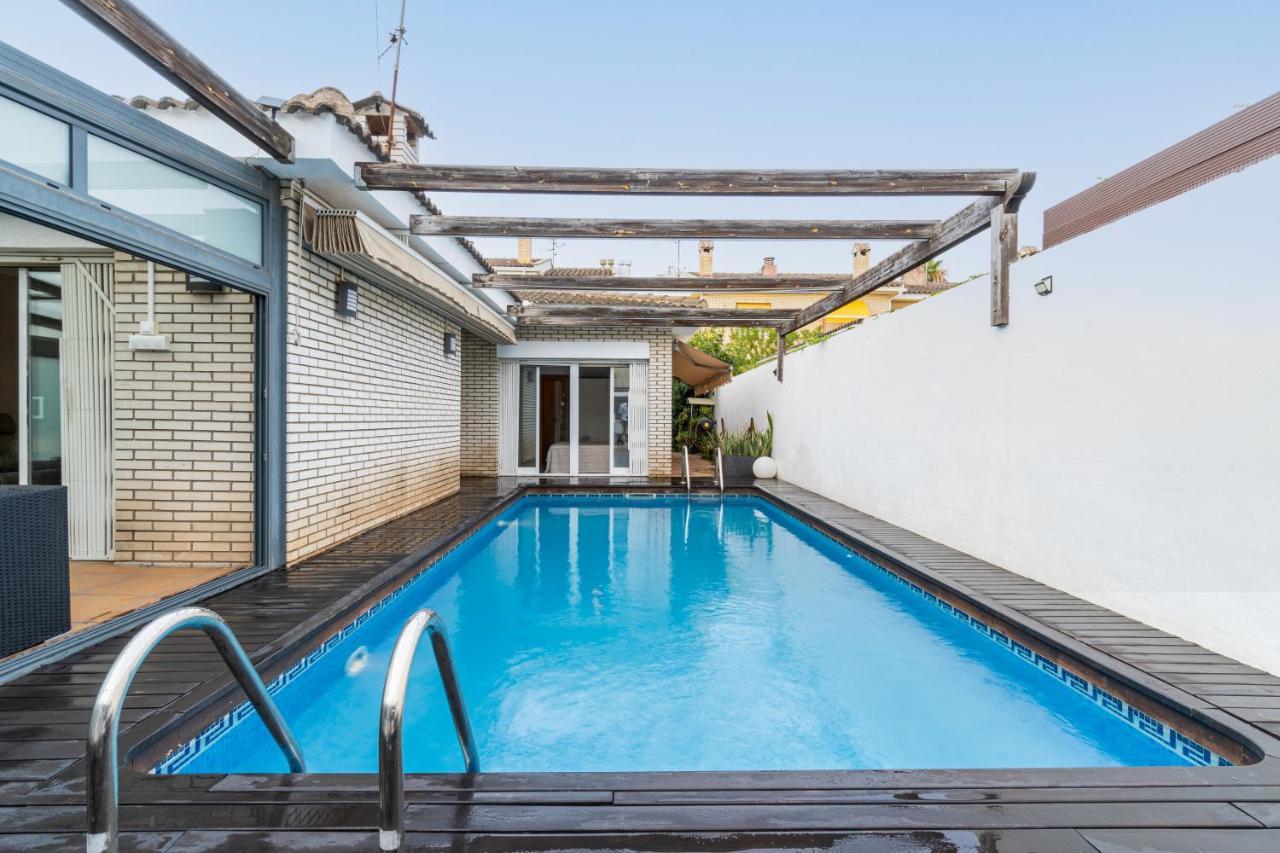 הוילה קמברילס "Charm & Cozy 4Br - 3Ba With Pool & Barbecue" מראה חיצוני תמונה